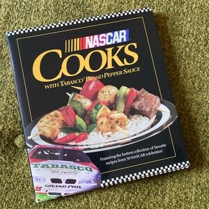 NASCAR Cooks With Tabasco Brand Pepper Sauce 1st Edition Cookbook